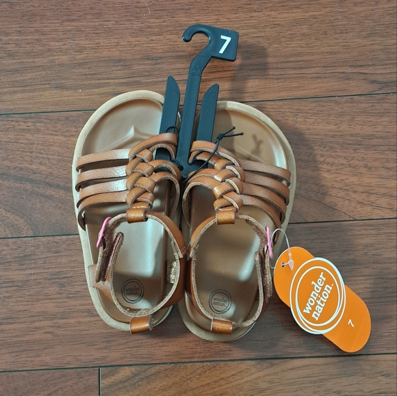 🆕️ Girls Bundle Wonder Nation Gladiator & Strappy Sandals  Sz Y7 NWT - Picture 4 of 4